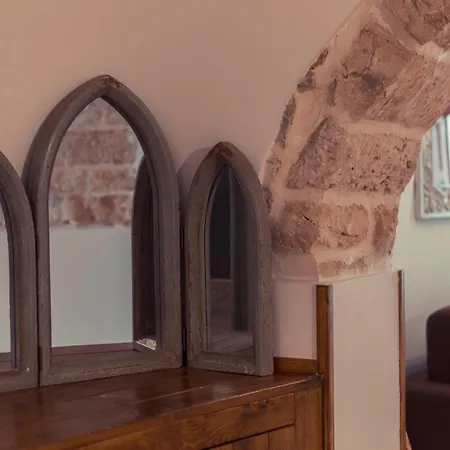 Trulli Antichi Mestieri - Widespread Trulli In The Historic Center Oda ve Kahvaltı Alberobello