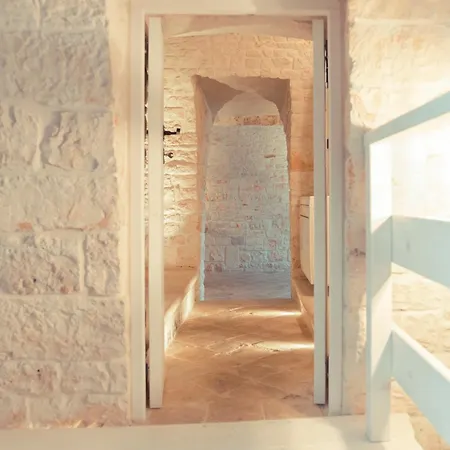 Trulli Antichi Mestieri - Widespread Trulli In The Historic Center