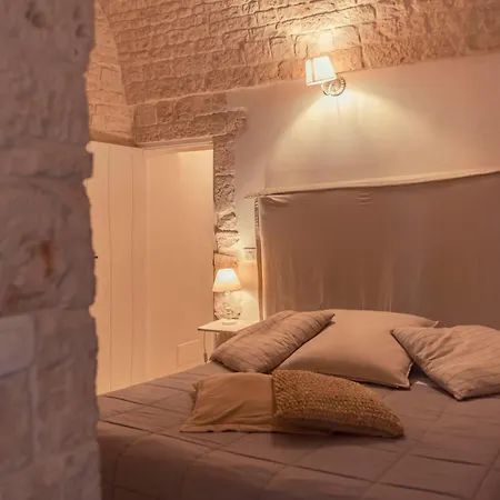 Trulli Antichi Mestieri - Widespread Trulli In The Historic Center Oda ve Kahvaltı