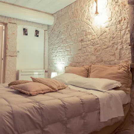 Trulli Antichi Mestieri - Widespread Trulli In The Historic Center فندق مبيت وإفطار ألبيروبيللو