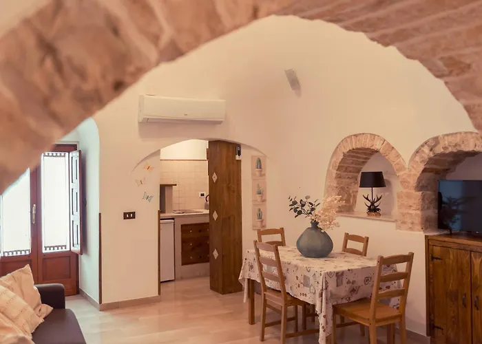 Couette-café Trulli Antichi Mestieri - Widespread Trulli In The Historic Center Alberobello