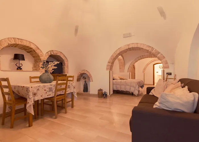Trulli Antichi Mestieri - Widespread Trulli In The Historic Center Alberobello