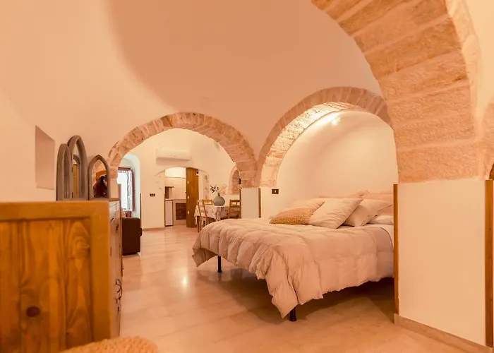 Trulli Antichi Mestieri - Widespread Trulli In The Historic Center 3*