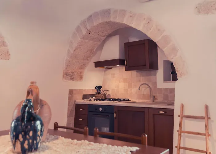 Trulli Antichi Mestieri - Widespread Trulli In The Historic Center Couette-café 3*