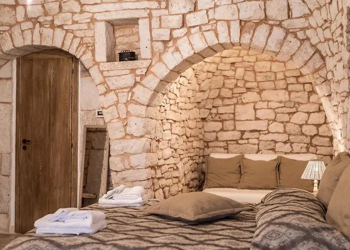 Trulli Antichi Mestieri - Widespread Trulli In The Historic Center Oda ve Kahvaltı Alberobello